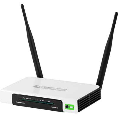 TP-LINK trådlös router med 4-ports switch 300Mbps 802.11b/g/n vit/svart